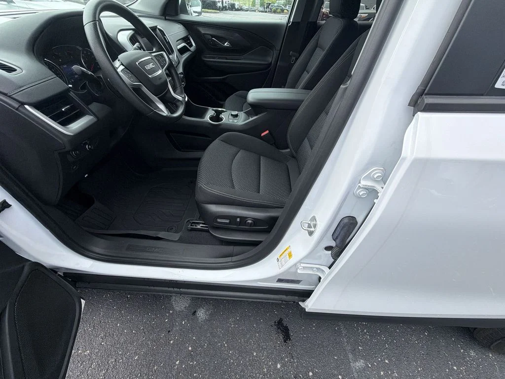 Certified Used 2023 White GMC SLE image 12