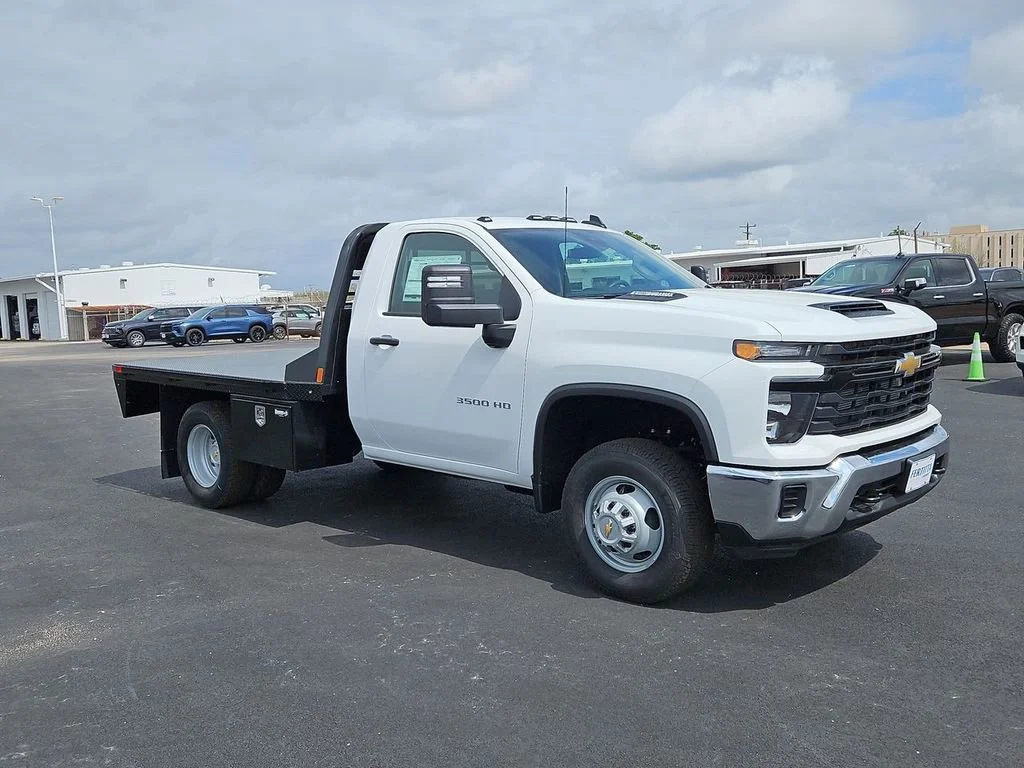 New 2025 Summit White Chevrolet Work Truck image 18