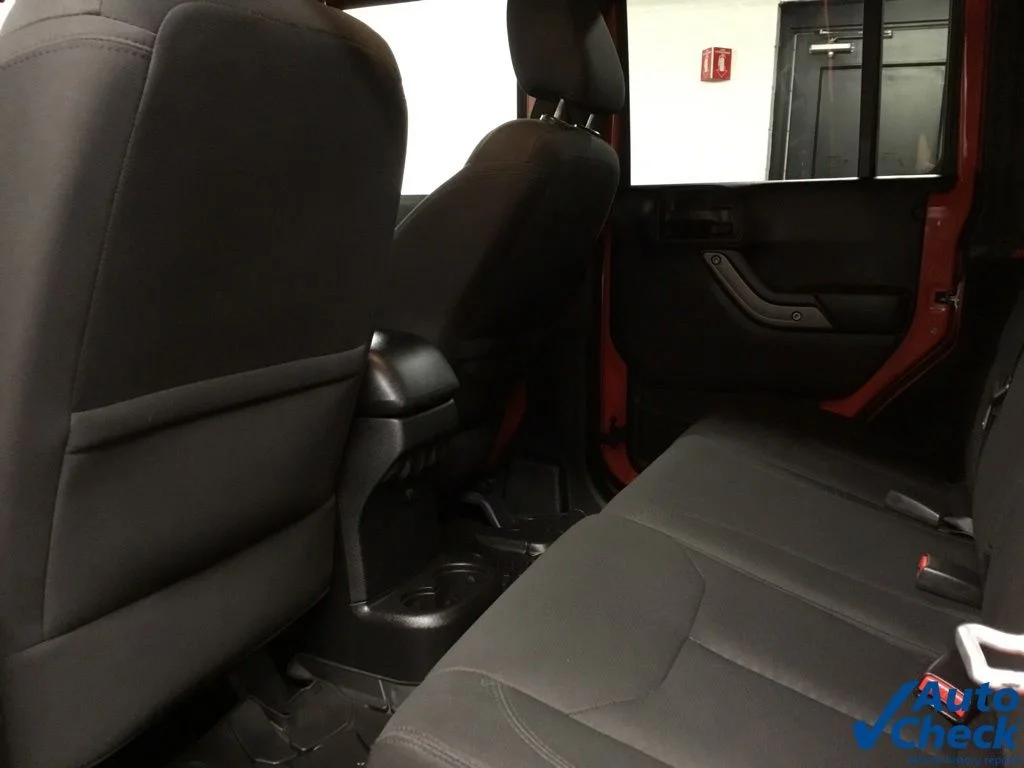 Used 2015 Orange Jeep Unlimited Sport image 30