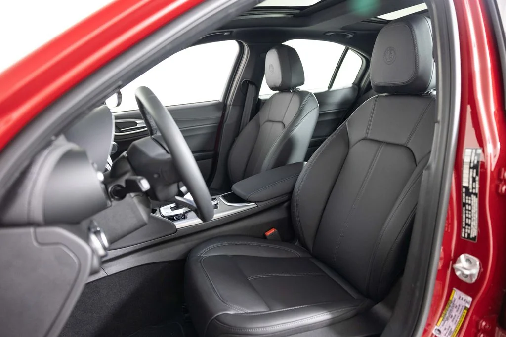 2026 Alfa Romeo Giulia Base - Photo 20
