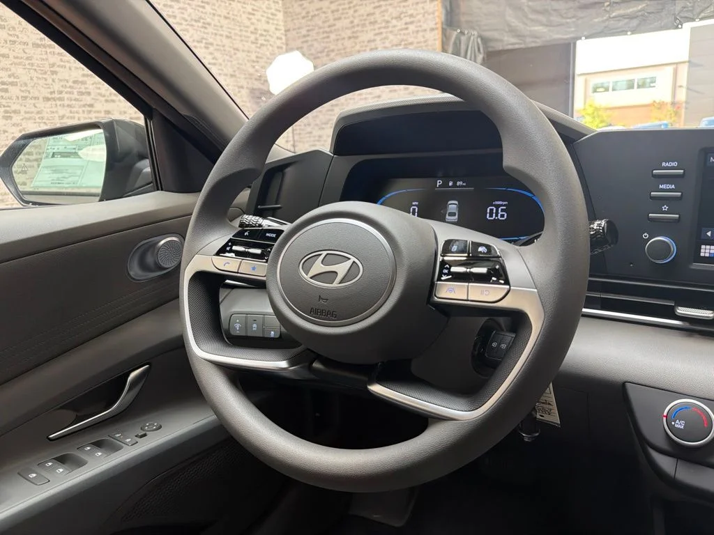 New 2026 Amazon Gray Hyundai SE image 17