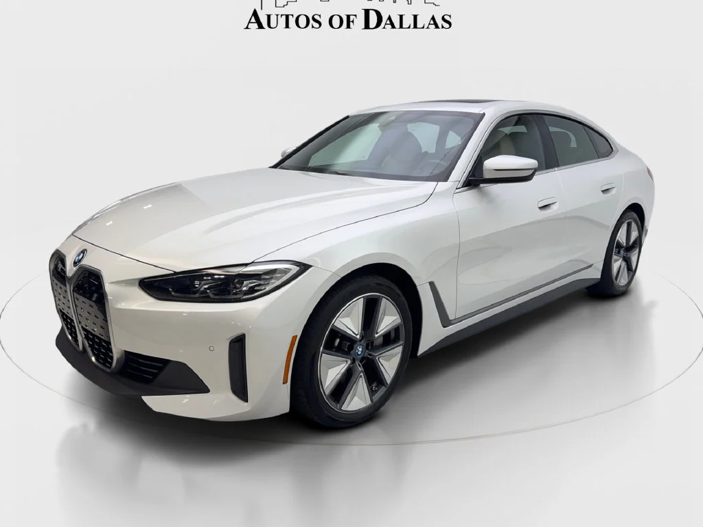 Used 2024 White BMW eDrive35 image 3