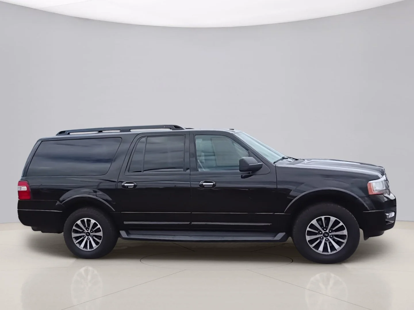 Used 2016 Black Ford EL image 6