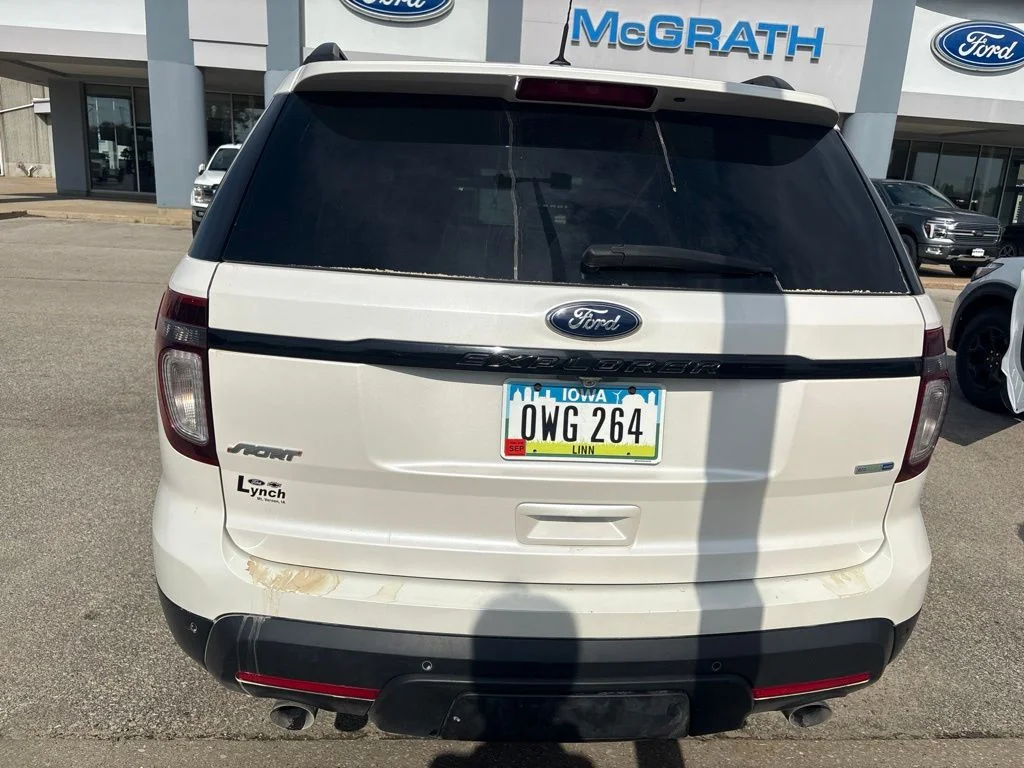 Used 2015 White Ford Sport image 5