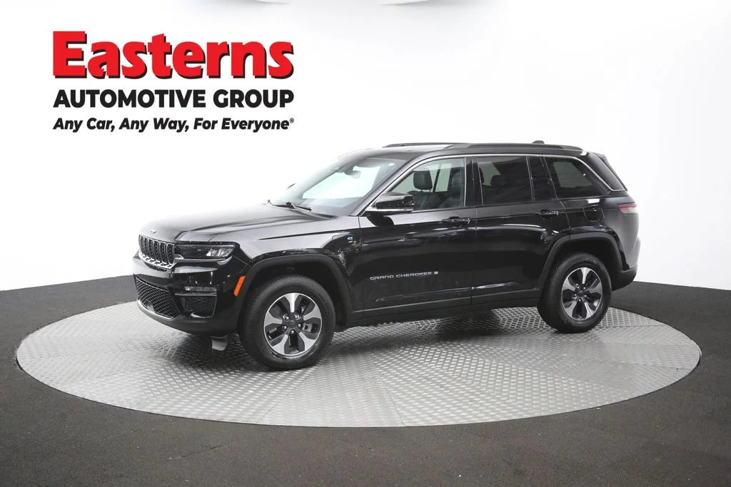 Used 2024 Black Jeep 4xe image 63