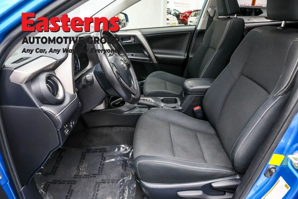 Used 2017 Blue Toyota XLE image 14