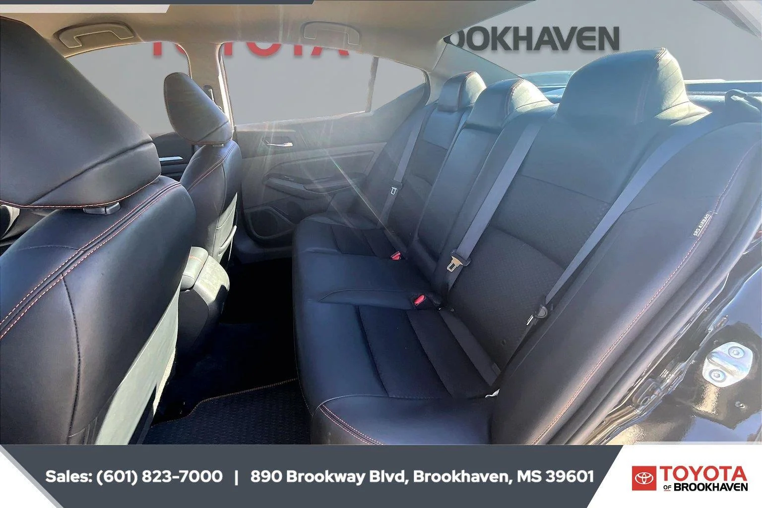 Used 2025 Super Black Nissan SR image 19
