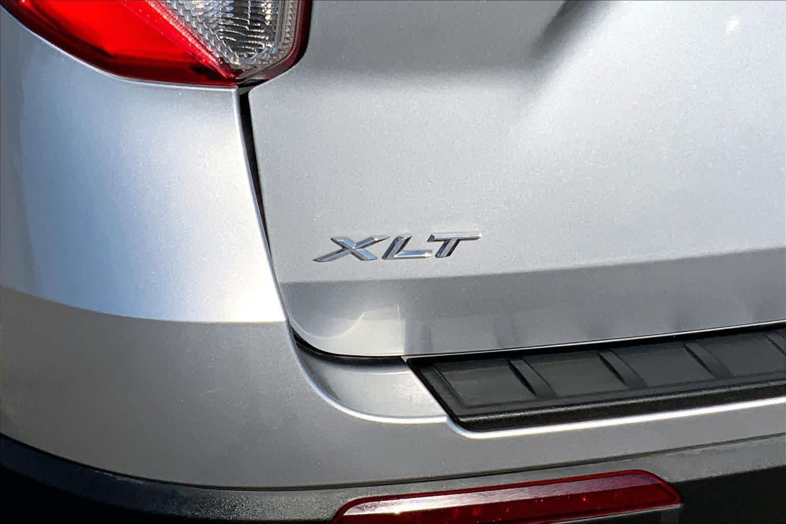 Used 2023 Iconic Silver Metallic Ford XLT image 10