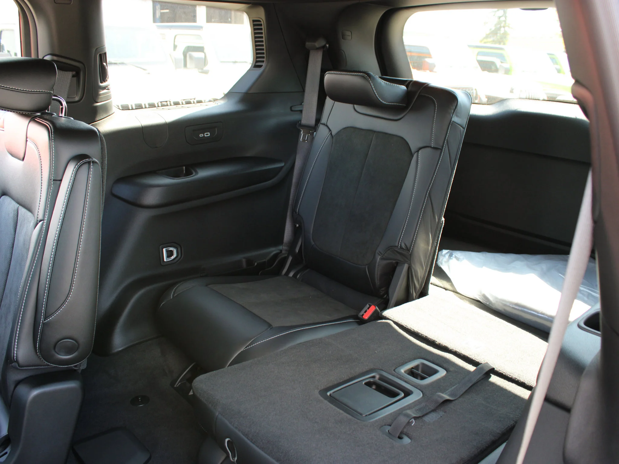 New 2025 Grey Jeep Altitude* 4x4, Sunroof, Heated Leather/Wheel image 11