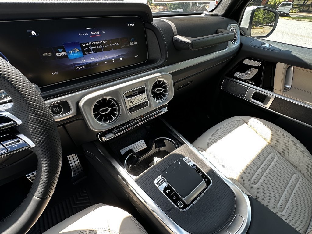 New 2027 Polar White Mercedes-Benz G 580e image 68