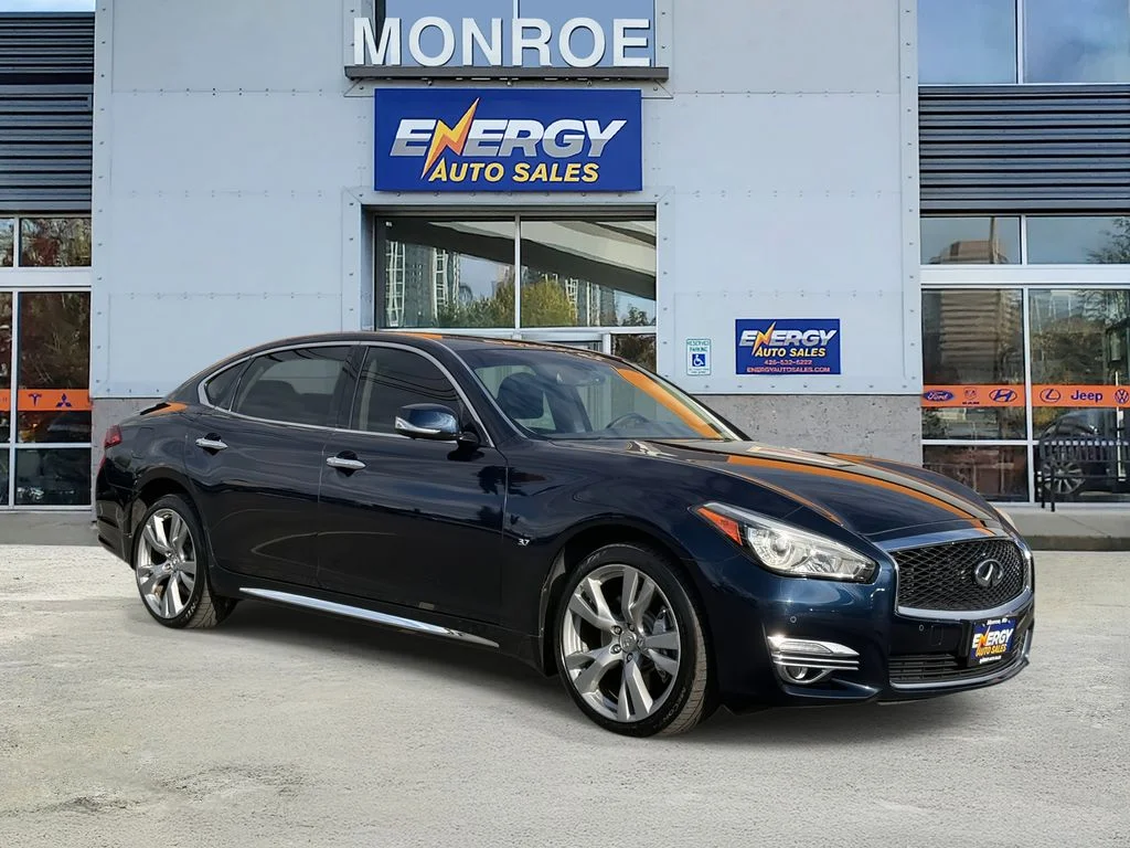 2016 INFINITI Q70L 3.7