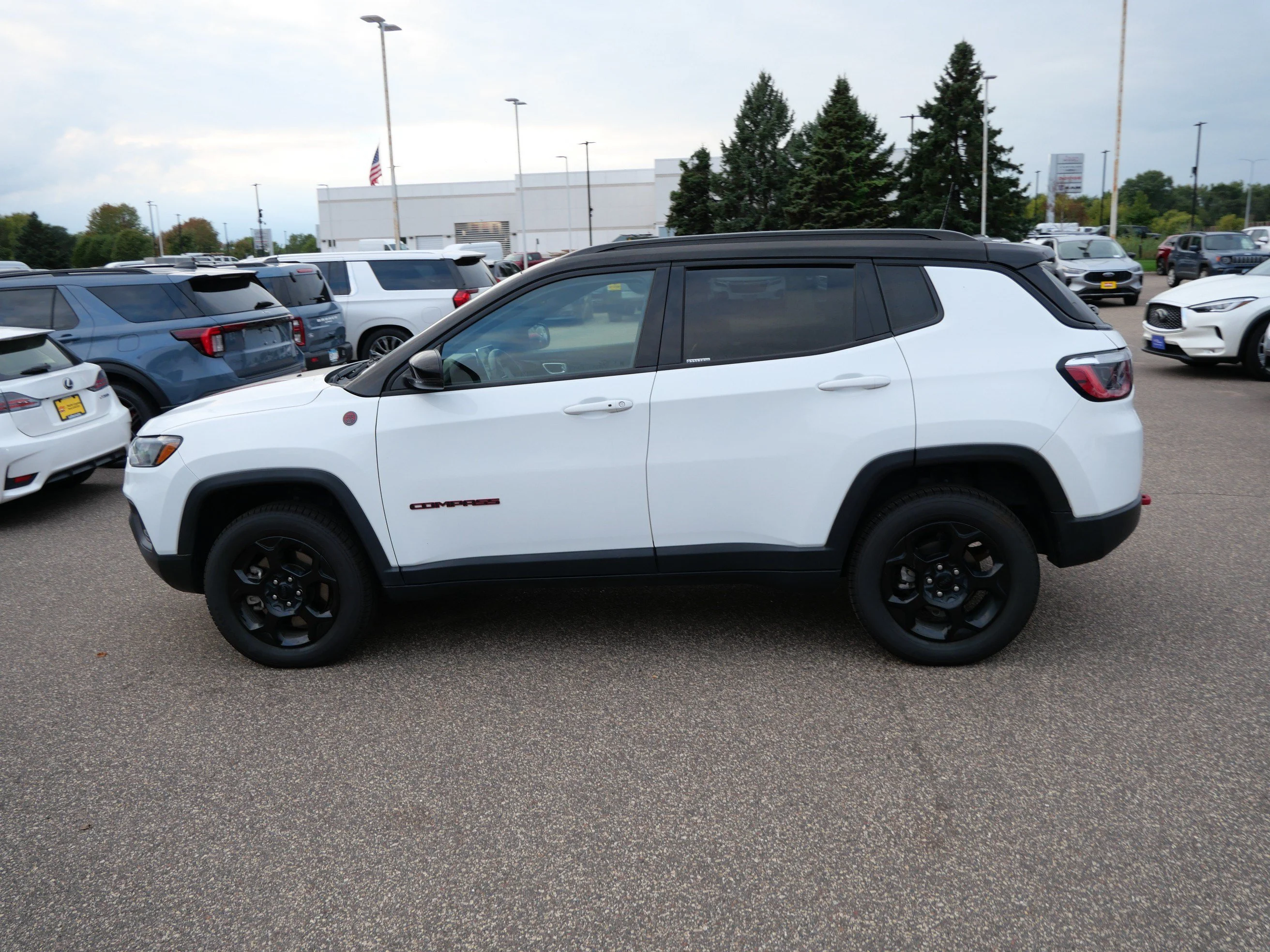 Used 2023 Bright White Clearcoat Jeep Trailhawk image 4