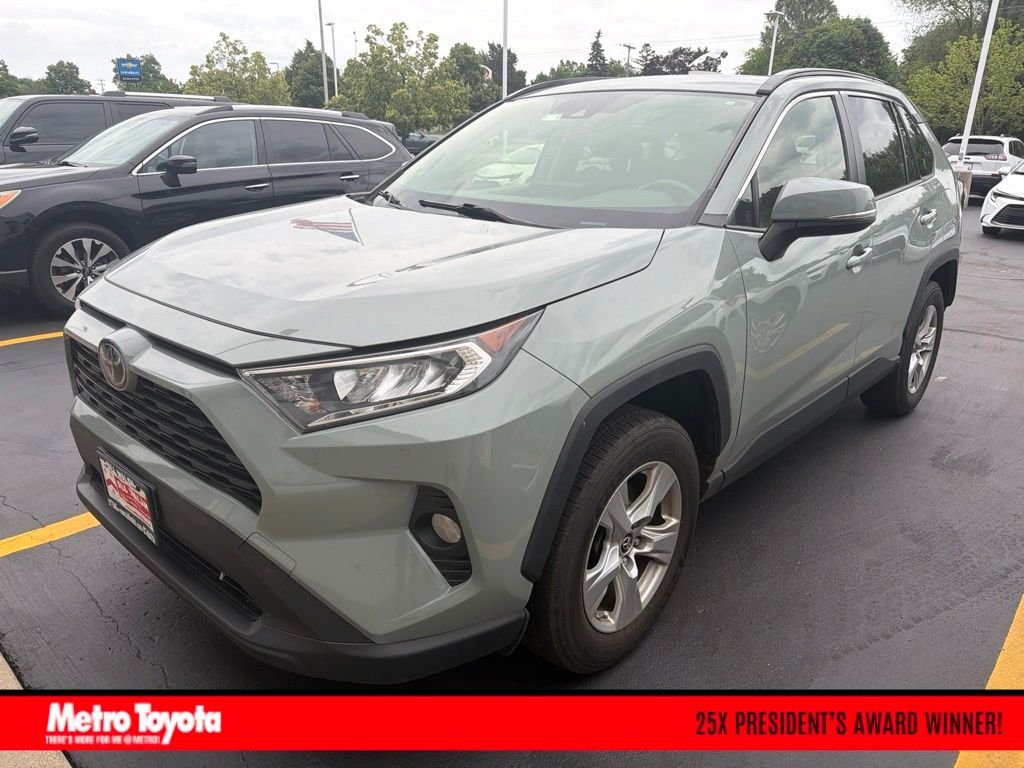 Used 2019 Green Toyota XLE image 1