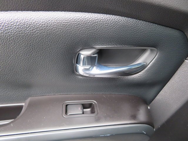 Used 2019 Gun Metallic Nissan SV Midnight Edition image 17