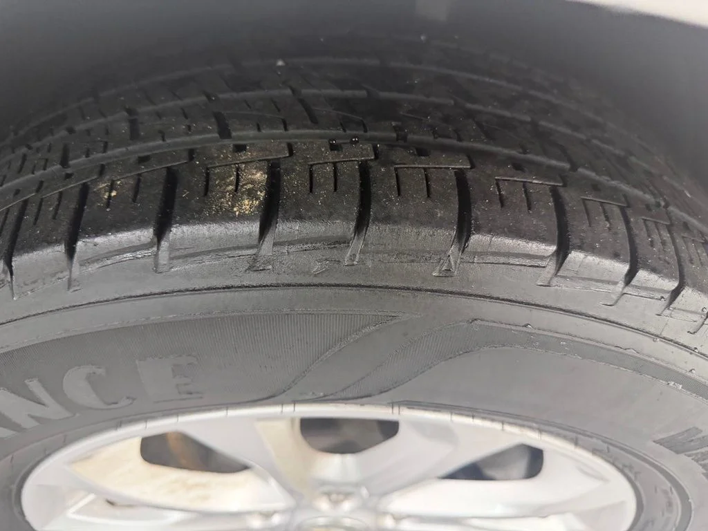 Used 2019 Silver Chevrolet LS image 7