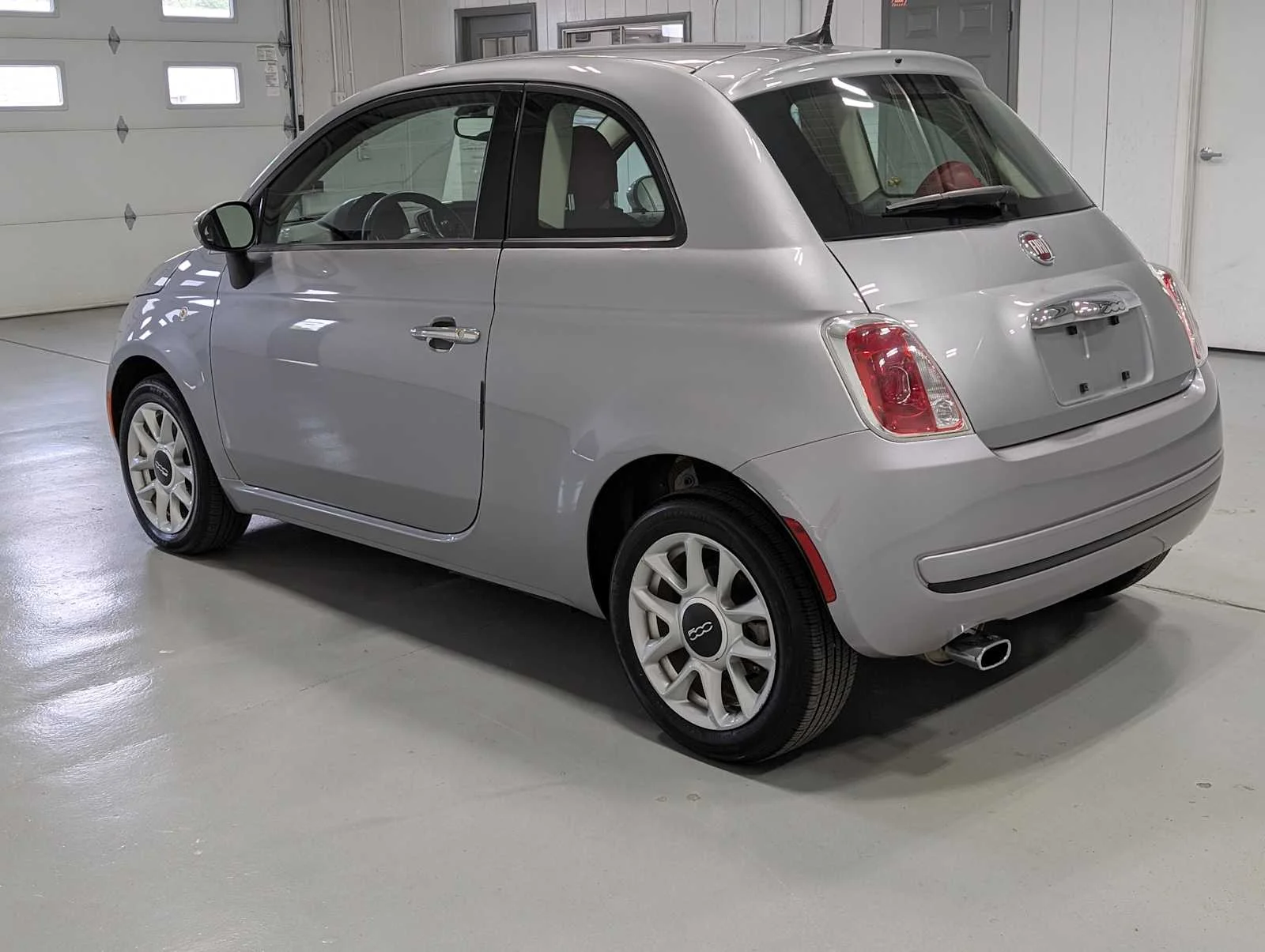 Used 2017 Billet Argento (Silver) FIAT Pop image 9