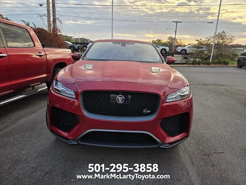 Used 2020 Firenze Red Metallic JAGUAR SVR image 2