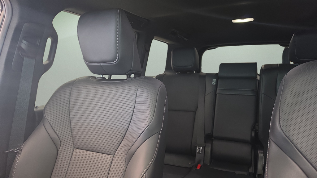 Certified Used 2024  Lexus 550 Premium+ image 17