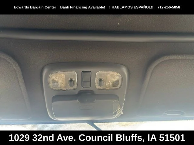 Used 2008 Blue Mercury Premier image 22