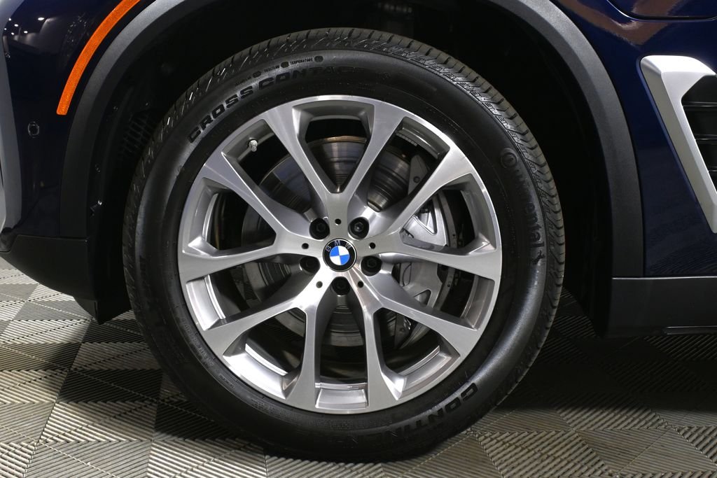 Used 2026 Blue BMW xDrive50e image 12
