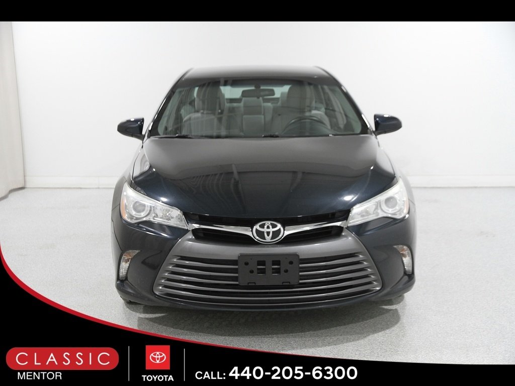 Used 2015 Toyota Camry LE with VIN 4T4BF1FK2FR477389 for sale in Mentor, OH