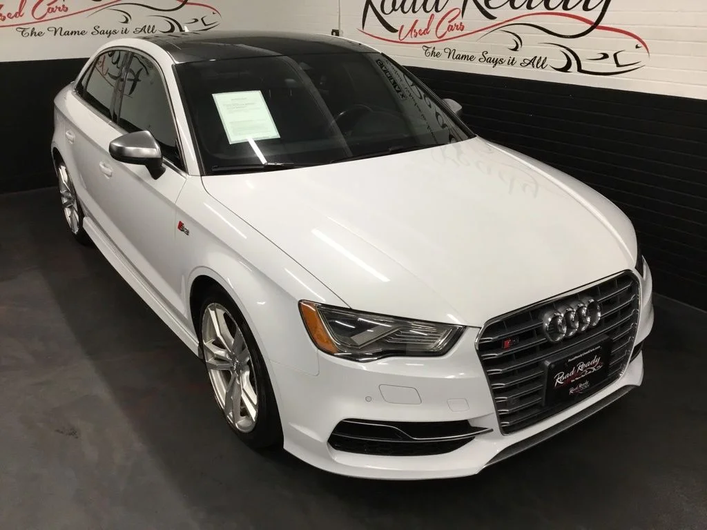 Used 2016 White Audi 2.0T Prestige image 2