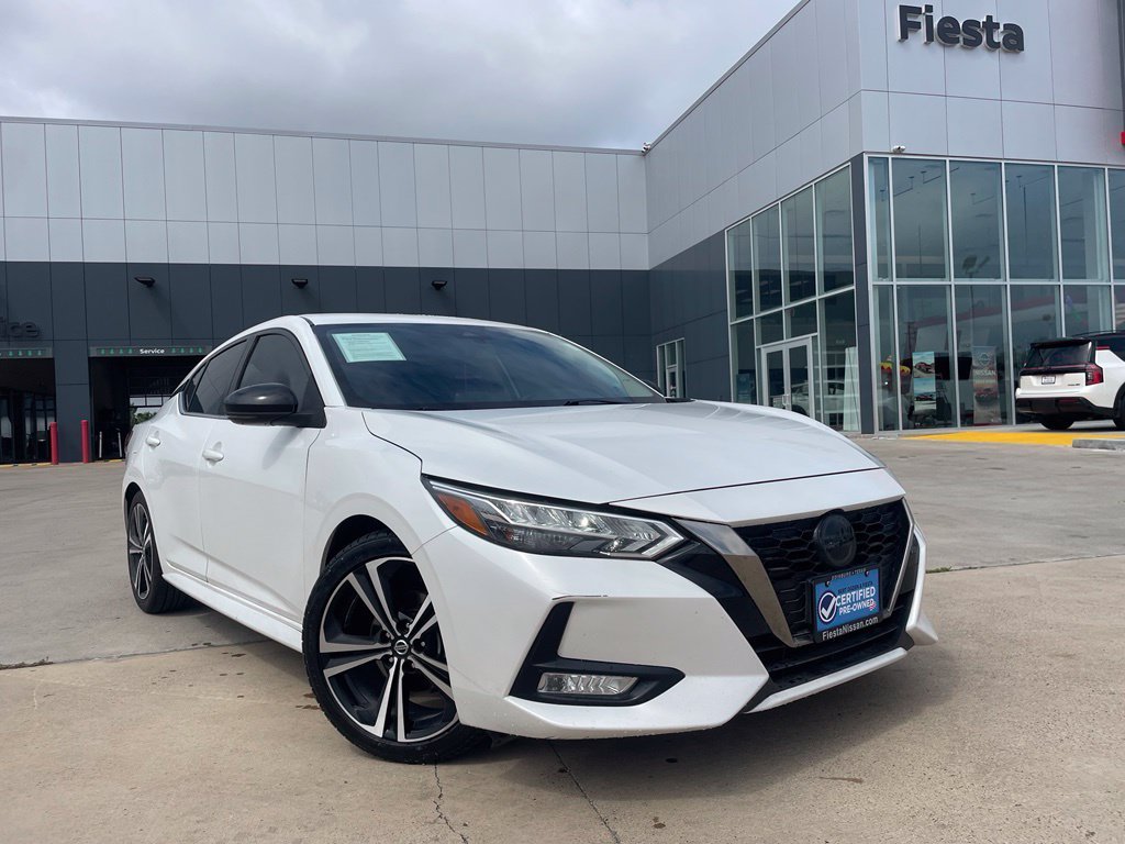 Used 2022 White Nissan SR image 1