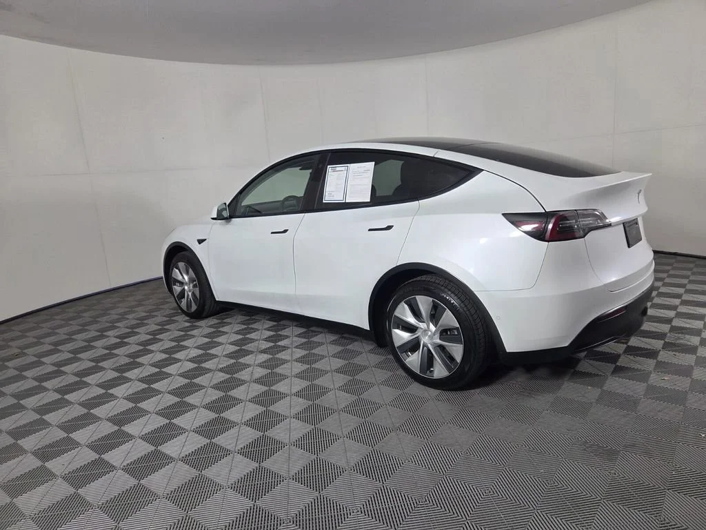 Used 2020 White Tesla Long Range image 8