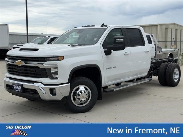 2026 Chevrolet Silverado 3500 HD Chassis Cab LT