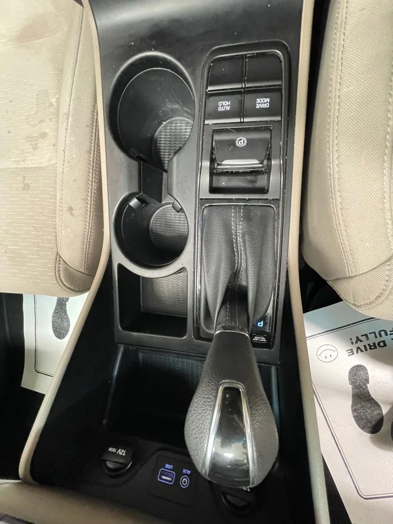 Used 2019 Blue Hyundai SEL image 15