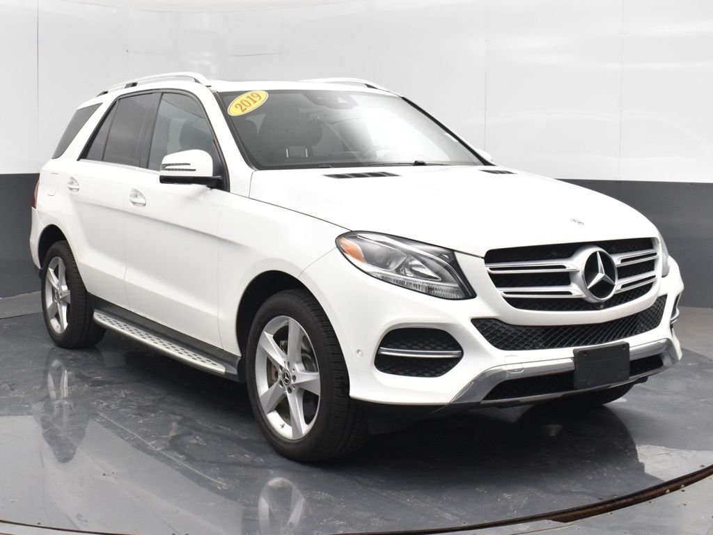 Used 2019 White Mercedes-Benz GLE 400 image 11