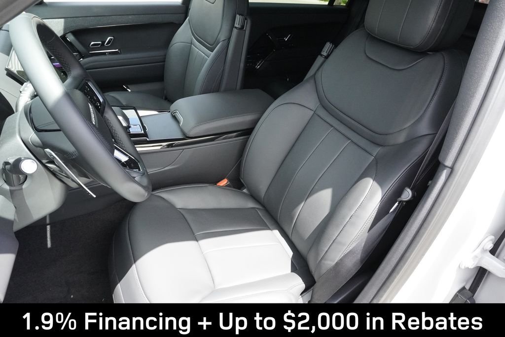 New 2026 Borasco Grey LAND ROVER SE image 20