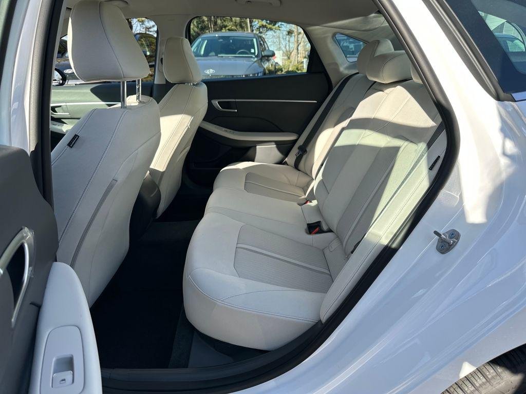 New 2026 White Hyundai SEL Sport image 15