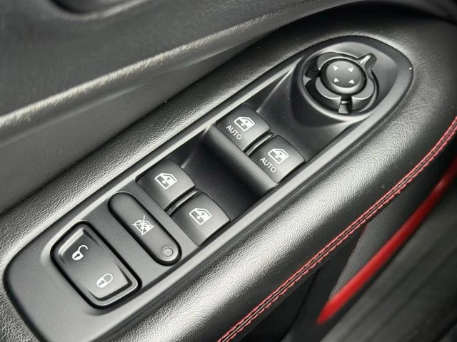 Used 2018 Spitfire Orange Clearcoat Jeep Trailhawk image 20
