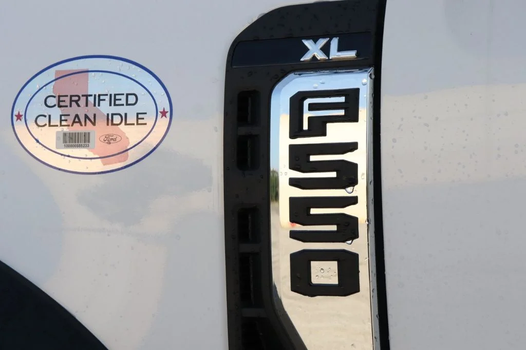 New 2025 Oxford White Ford F-550® XL image 20