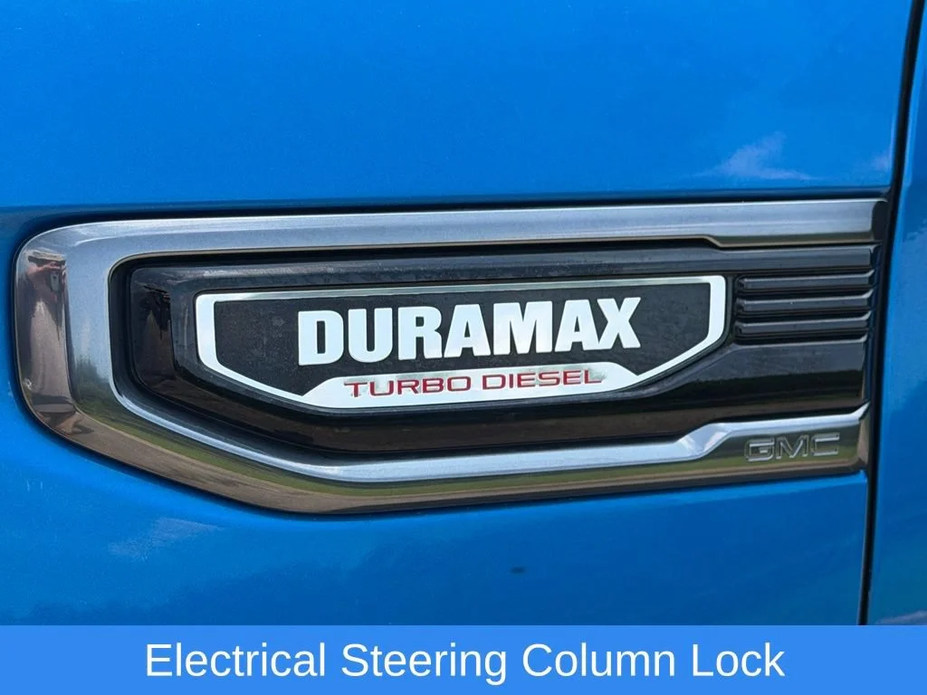 Used 2022 DYNAMIC BLUE METALLIC GMC AT4 image 35