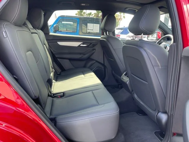2025 VinFast VF 8 Plus - Photo 20