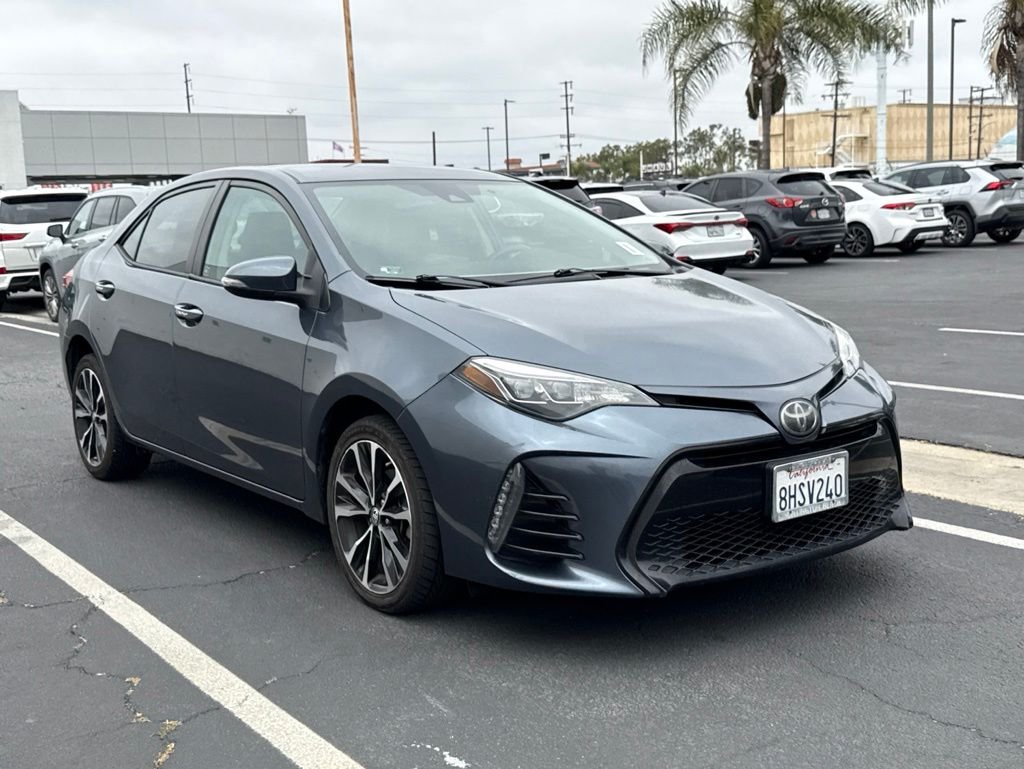 2019 Toyota Corolla SE AT's photo