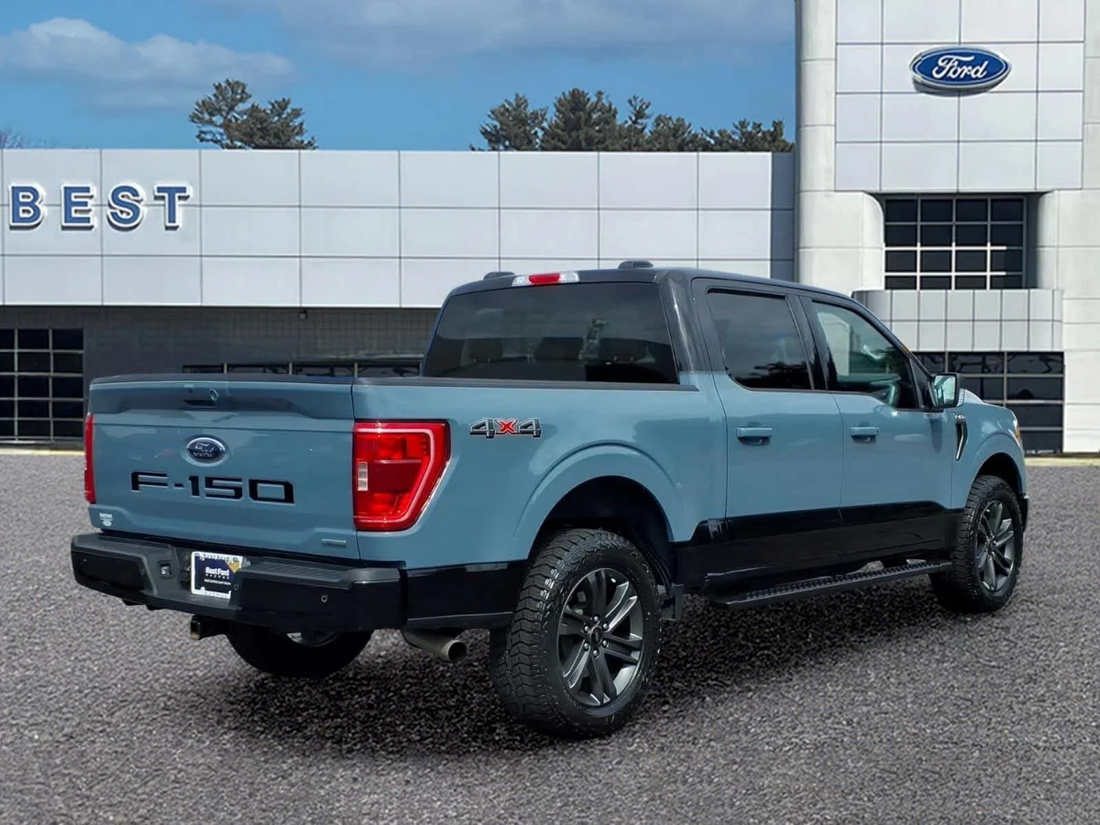 Used 2023 Area 51/Agate Black Ford XLT image 7