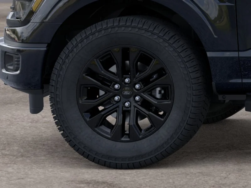 New 2026 Agate Black Metallic Ford XLT image 19