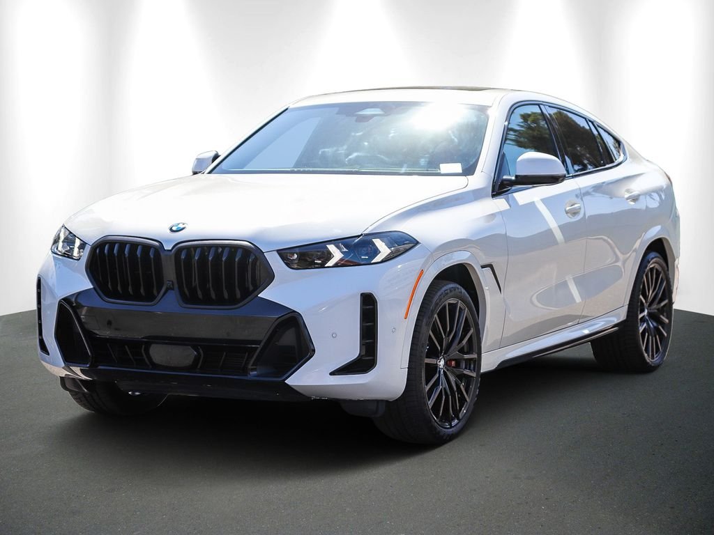 Certified Used 2025 Alpine White BMW xDrive40i image 3