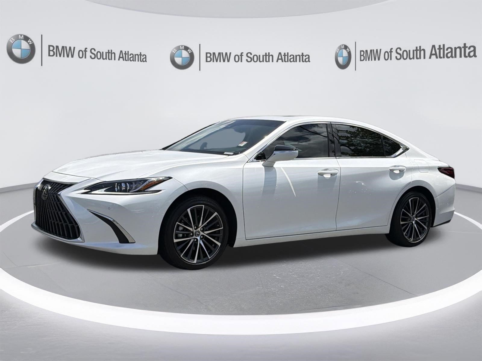 Used 2024 Eminent White Pearl Lexus ES 350 image 26