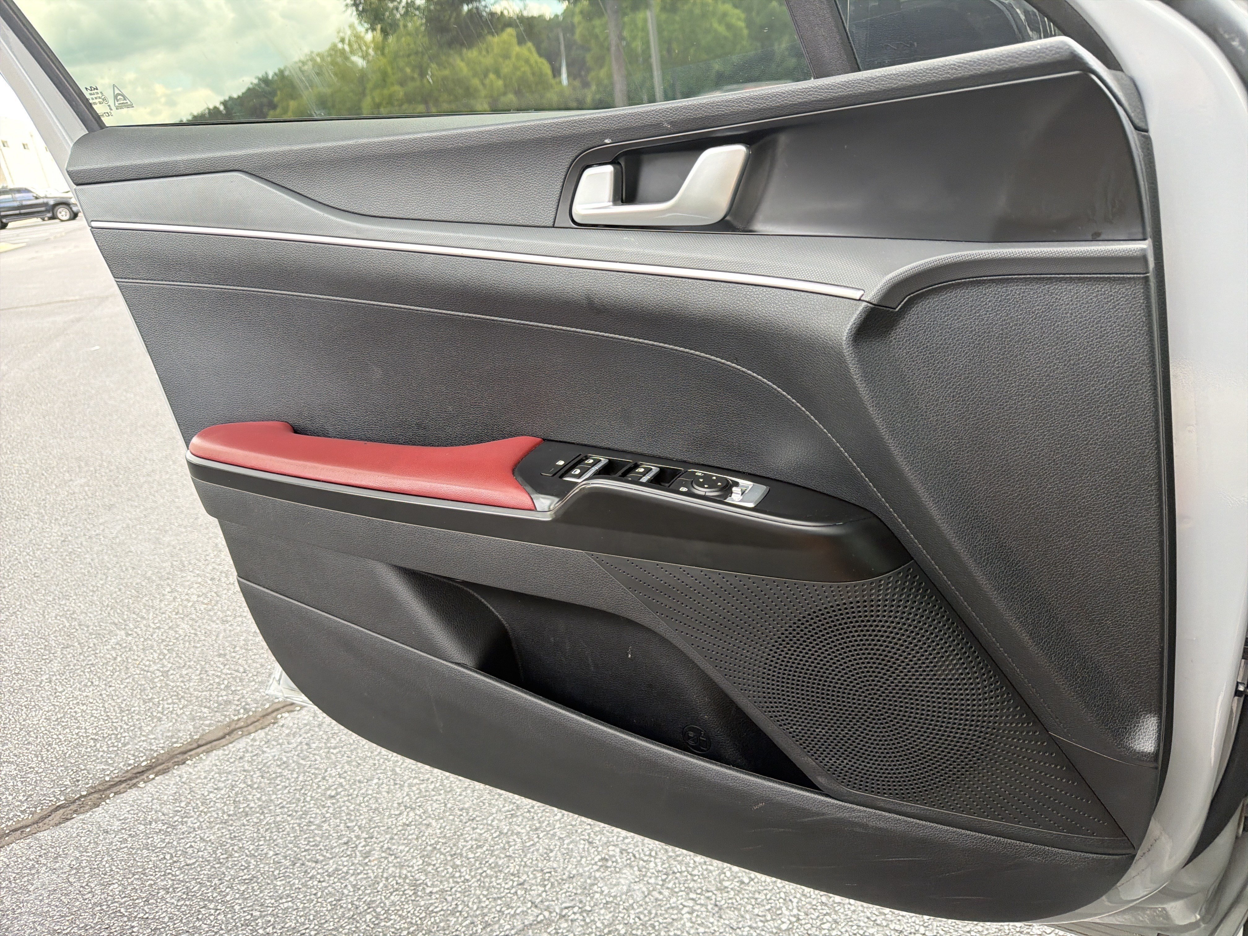 Used 2024 Wolf Gray Kia GT-Line image 20