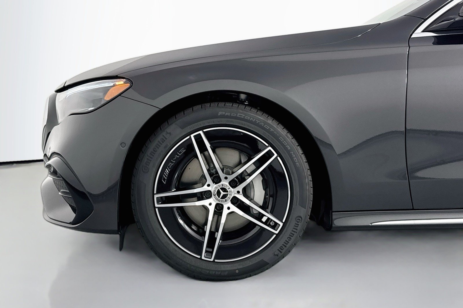 New 2026 Graphite Grey Metallic Mercedes-Benz E 350 RWD Sedan image 9