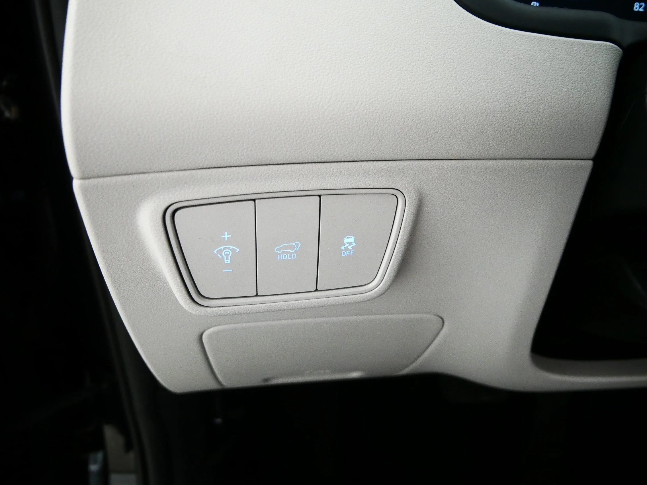 Used 2023 Phantom Black Hyundai SEL image 26
