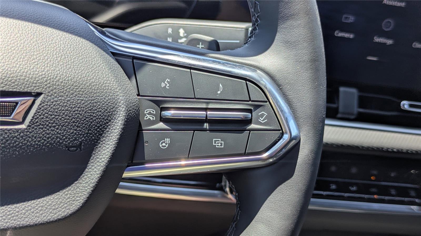 New 2026 Mosaic Black Metallic Chevrolet LT image 13