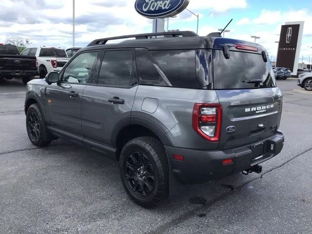 Certified Used 2025 Carbonized Gray Metallic Ford Badlands image 5