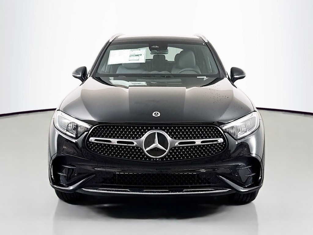 New 2026 Black Mercedes-Benz GLC 300 image 33