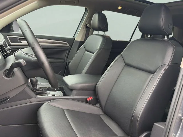 Certified Used 2019 Gray Volkswagen SEL image 15