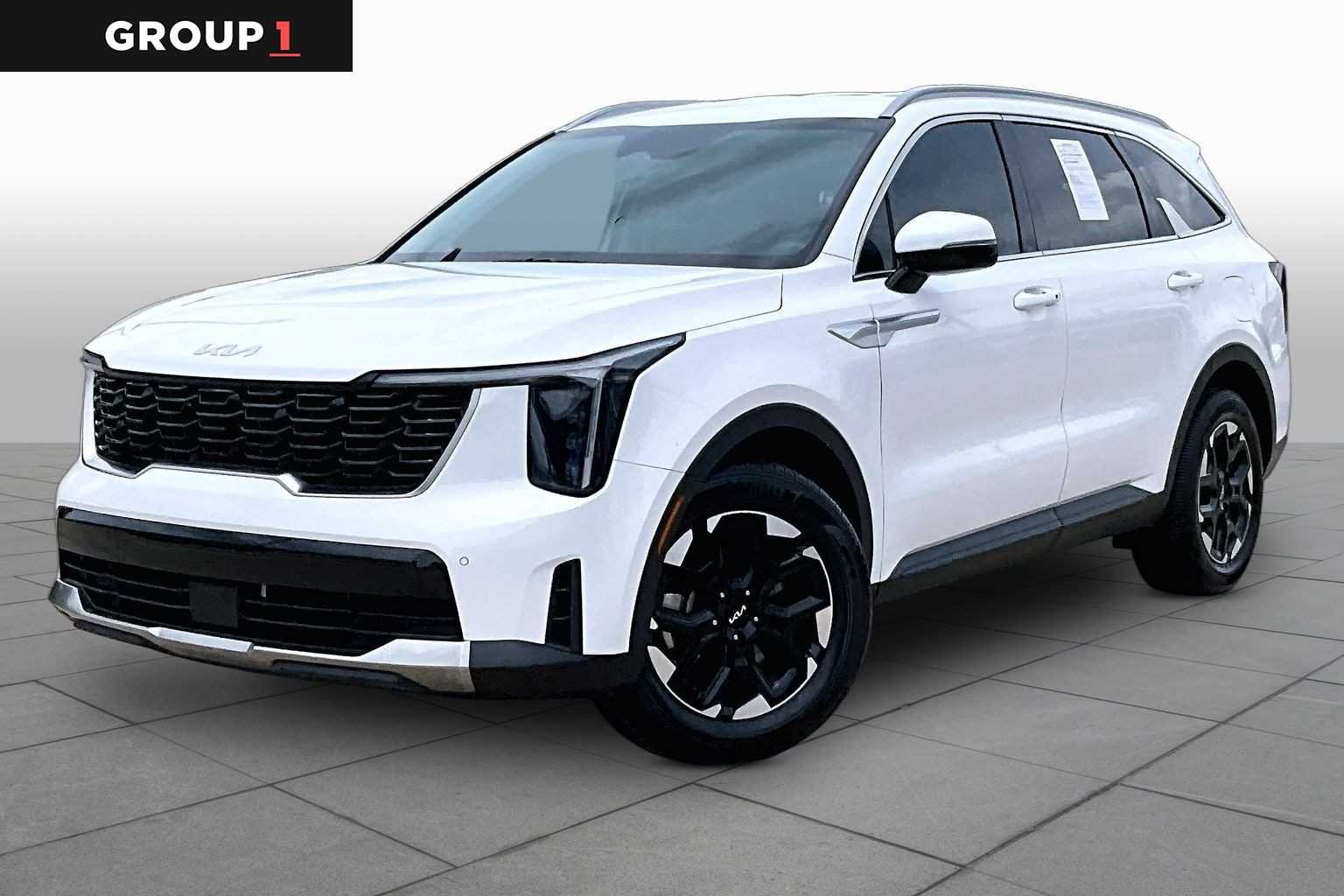2025 Kia Sorento S AT's photo